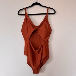 Aerie Size XXL One Piece Swimsuit Teracotta Orange Twist Front Cutout